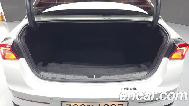 Kia K5 Prestige — Фото автомобиля 25