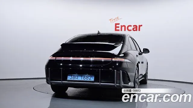 Hyundai Ioniq 6 — Фото автомобиля 4