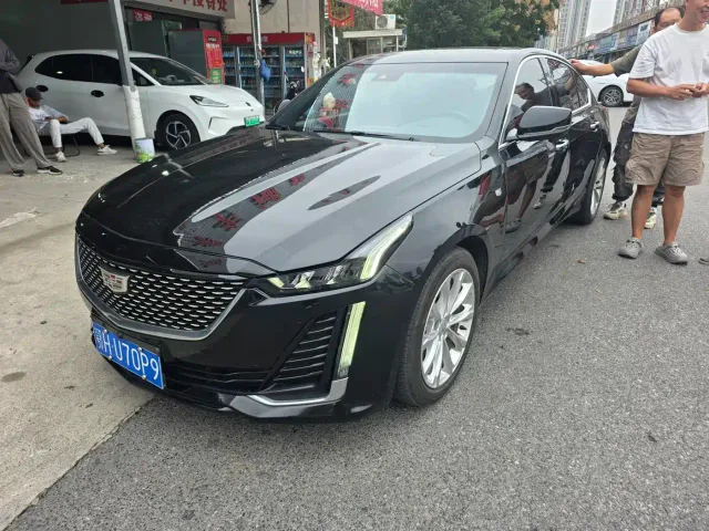 Фотография автомобиля — Cadillac CT5