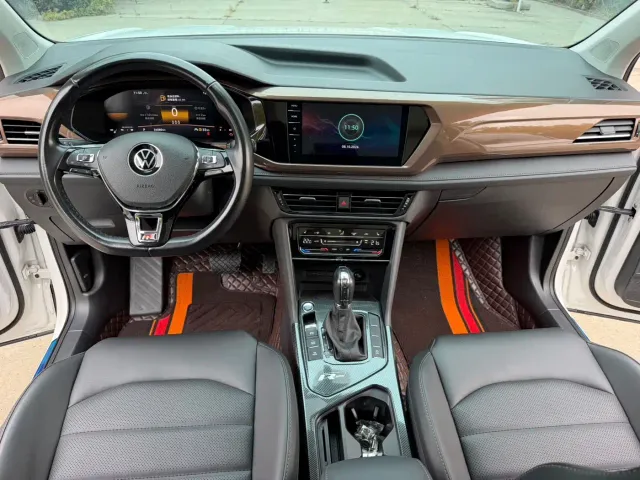 Volkswagen Tharu — Фото автомобиля 18