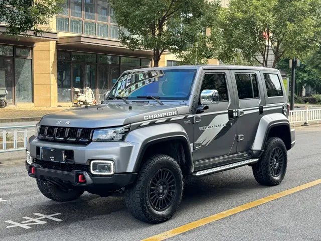 Фотография автомобиля — BAIC BJ40