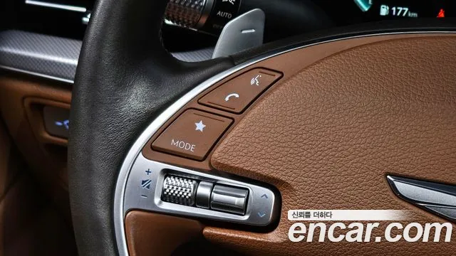 Genesis G80 Бензин 2.5 турбо AWD — Фото автомобиля 15