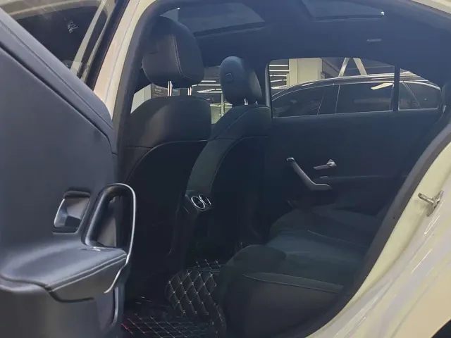 Mercedes-Benz A-Class — Фото автомобиля 9