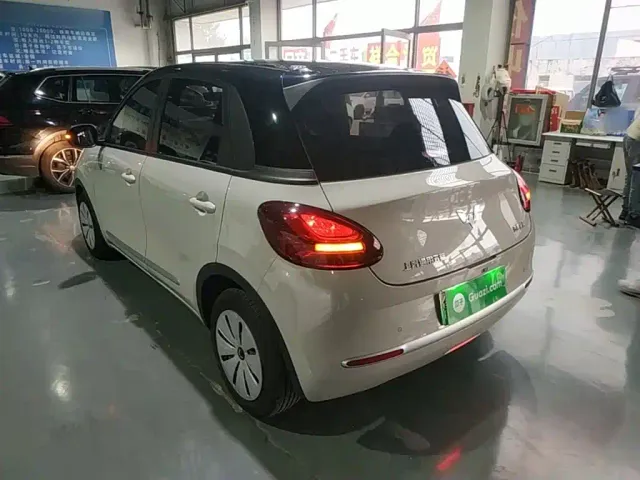 Wuling Bingo — Фото автомобиля 22