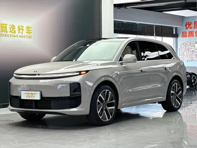 Фотография автомобиля — Li Auto L6