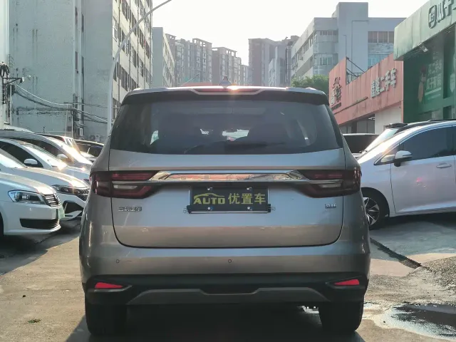 Geely Jiaji — Фото автомобиля 4