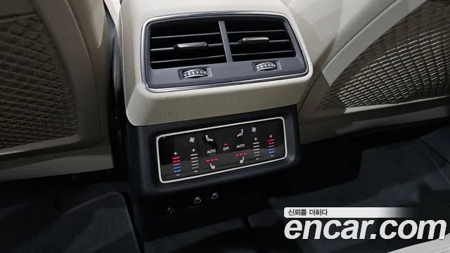 Audi e-tron — Фото автомобиля 28