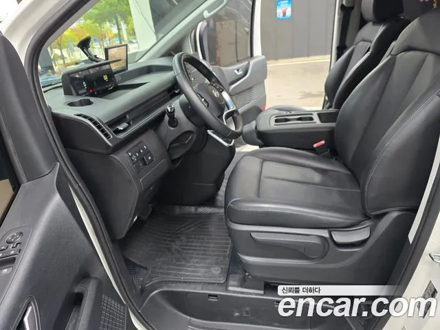 Hyundai Staria — Фото автомобиля 16