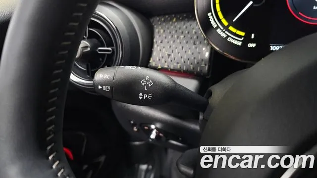 MINI Cooper Cooper Electric — Фото автомобиля 16