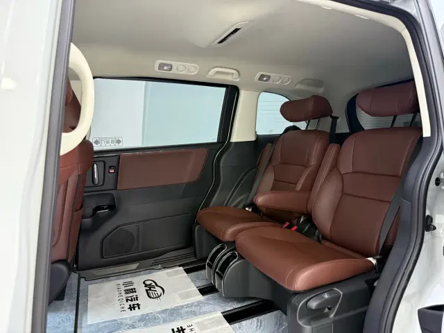 Honda Odyssey — Фото автомобиля 8