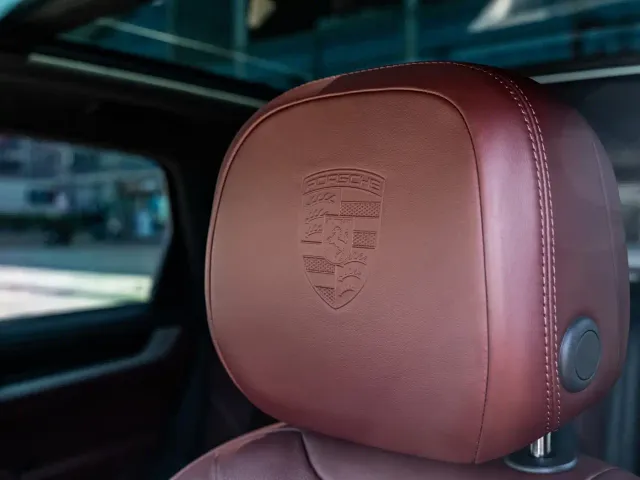 Porsche Cayenne — Фото автомобиля 20
