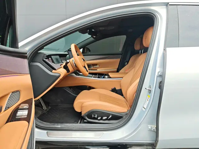 BYD Han L — Фото автомобиля 7