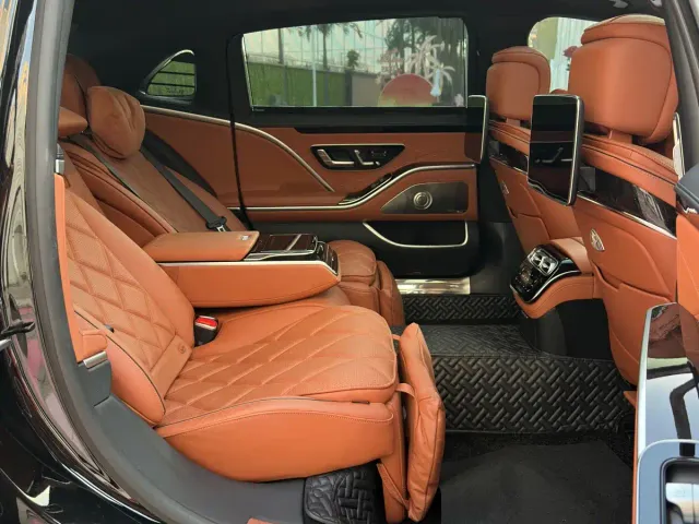 Mercedes-Benz Maybach S-Class — Фото автомобиля 16
