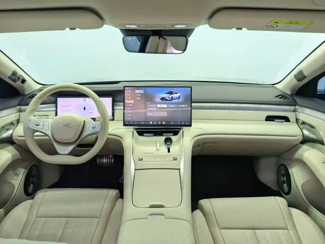 BYD Seal 08 — Фото автомобиля 17