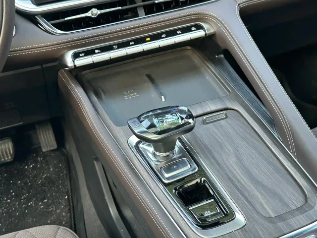 Geely Xingyue L — Фото автомобиля 11