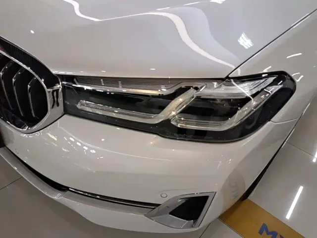 BMW 5 Series — Фото автомобиля 23
