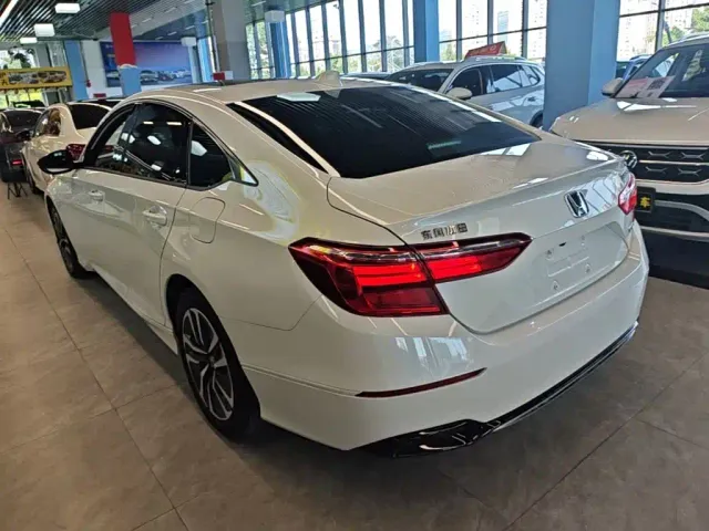 Honda Inspire — Фото автомобиля 4