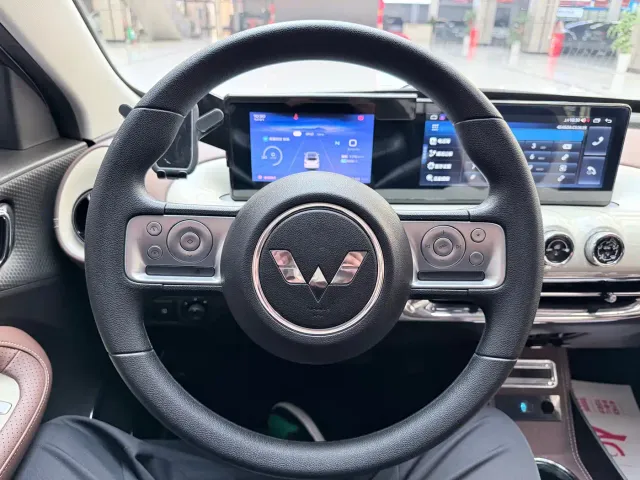 Wuling Bingo — Фото автомобиля 14