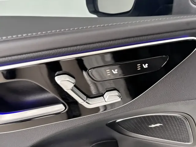 Mercedes-Benz C-Class — Фото автомобиля 11