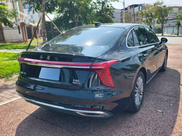 Hongqi Hongqi H5 2023 1.5T DCT Smart Connect Flag Rhythm — Фото автомобиля 6