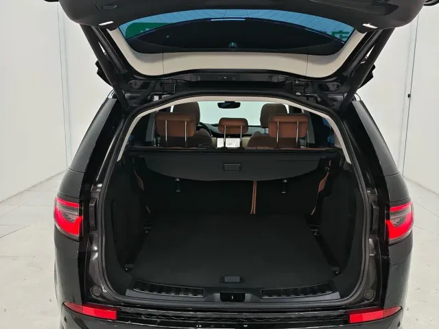 Land Rover Discovery Sport — Фото автомобиля 13