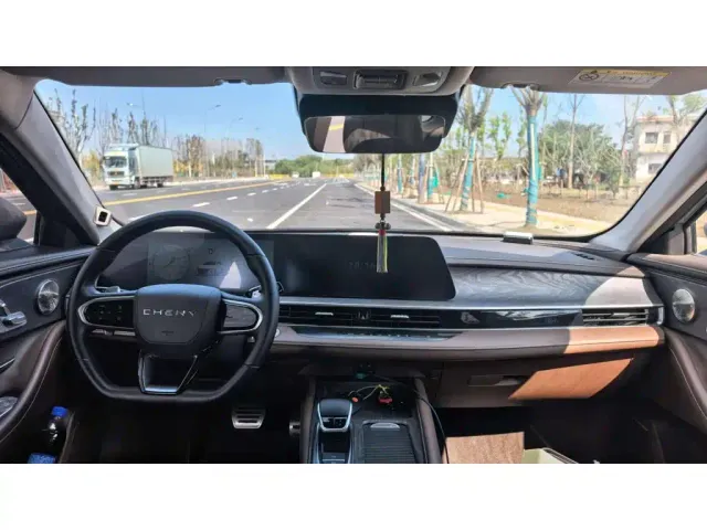 Chery Arrizo 8 — Фото автомобиля 5