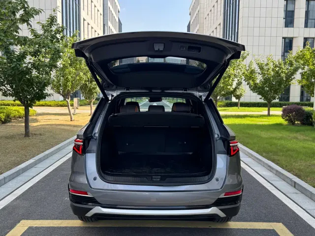 BYD Song Pro — Фото автомобиля 8