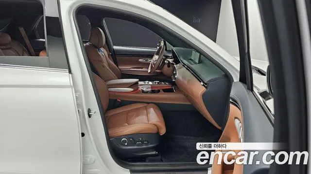 Genesis GV70 2.5T Бензин 2WD — Фото автомобиля 26