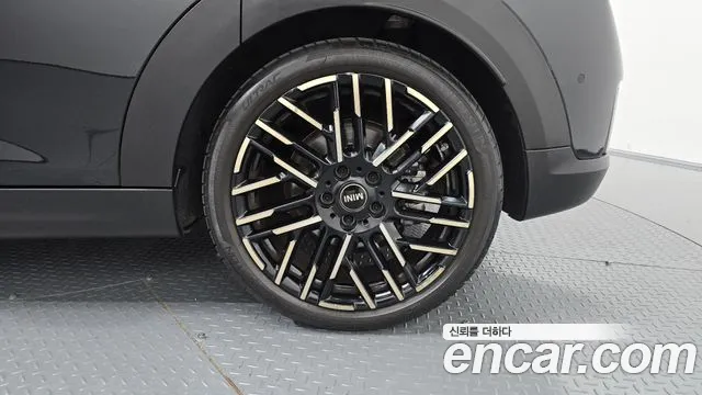 MINI Cooper 4th Gen — Фото автомобиля 6