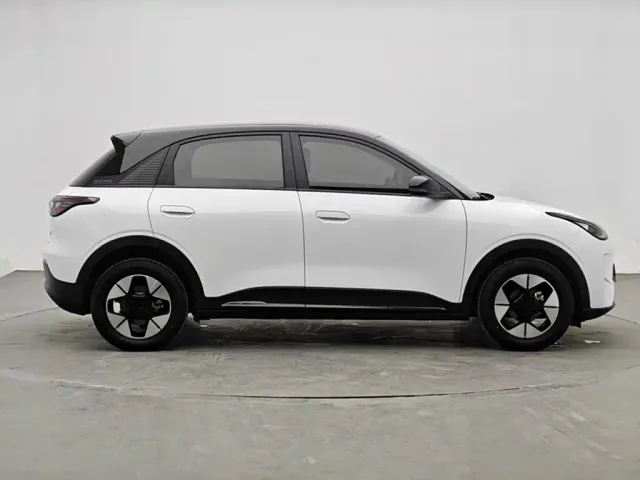Geely Starry Wish — Фото автомобиля 3