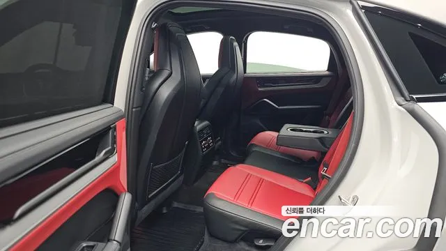 Porsche Cayenne PO536 — Фото автомобиля 16