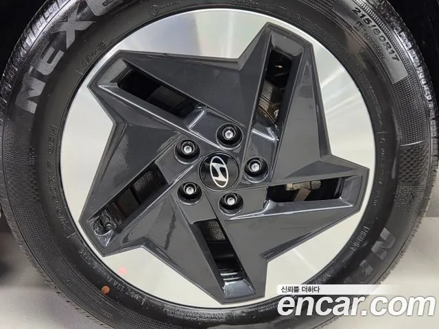 Hyundai Kona SX2 — Фото автомобиля 20