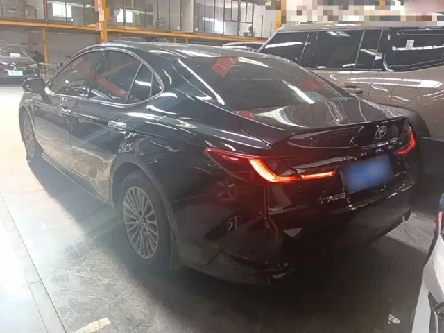 Toyota Camry — Фото автомобиля 4