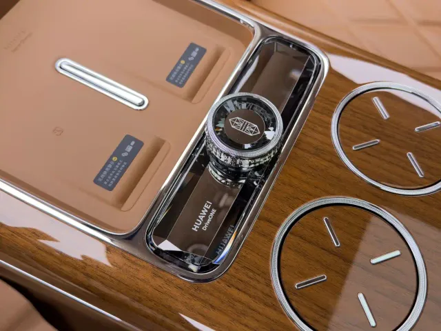 Maextro Zunjie V800 — Фото автомобиля 22