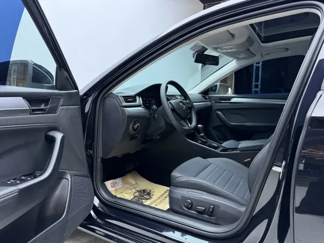 Skoda Superb — Фото автомобиля 20