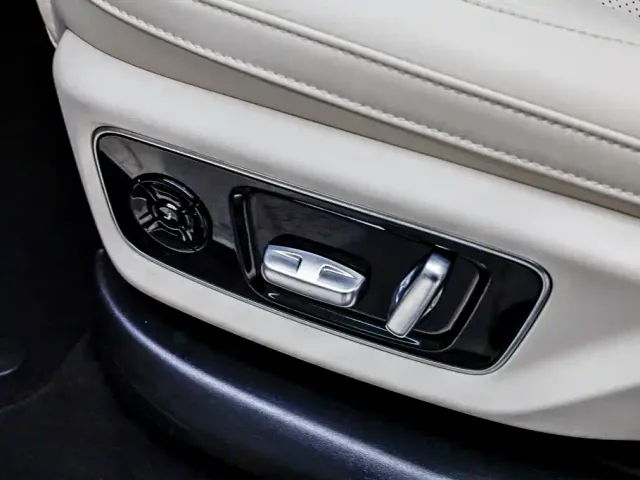 Li Auto L7 — Фото автомобиля 27