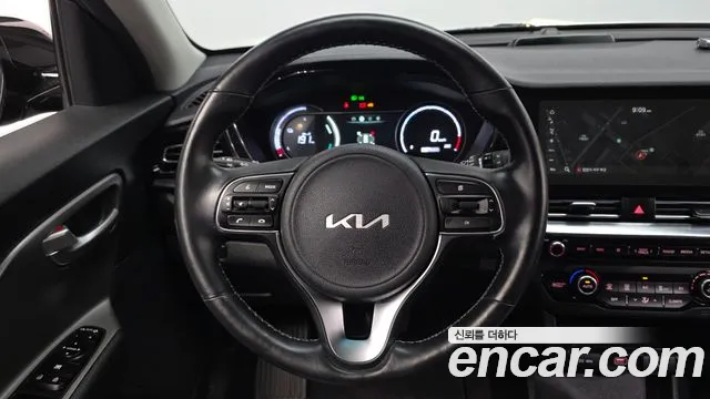 Kia Niro Niro Plus Air — Фото автомобиля 13