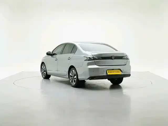 Peugeot 408 — Фото автомобиля 7