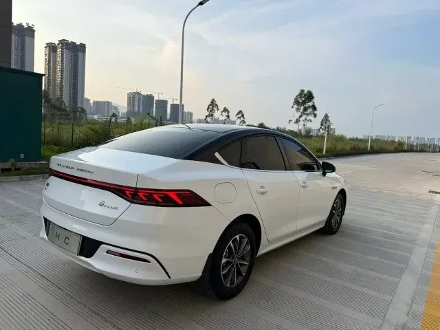 BYD Qin PLUS — Фото автомобиля 5