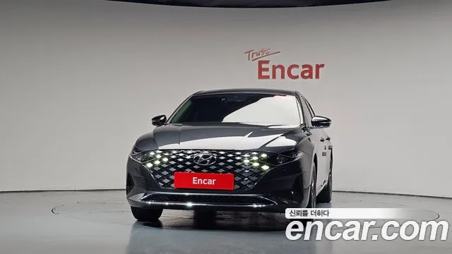 Hyundai Grandeur Новый Grandeur IG — Фото автомобиля 3