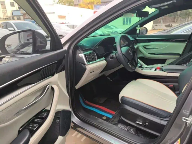 BYD Song PLUS PHEV 2021 DM-i 110KM Flagship — Фото автомобиля 15