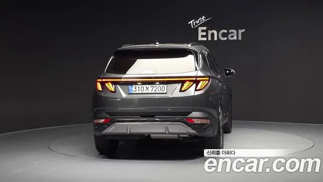 Hyundai Tucson Tucson (NX4) Дизель 2.0 2WD — Фото автомобиля 4