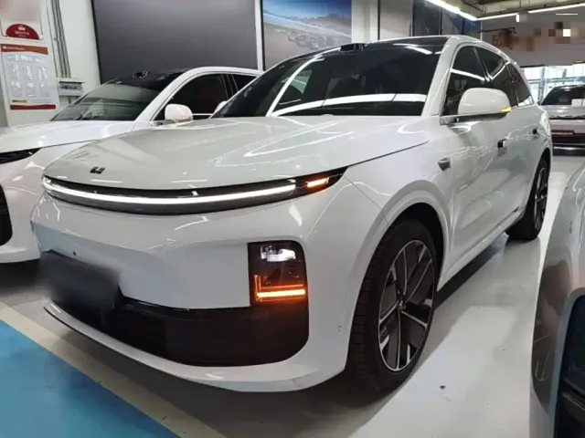Фотография автомобиля — Li Auto L6