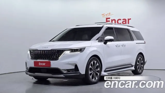 Фотография автомобиля — Kia Carnival 4th Gen