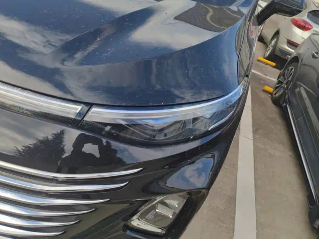 Bestune Besturn M9 — Фото автомобиля 5
