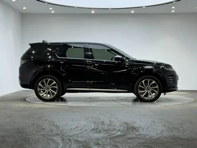 Land Rover Discovery Sport — Фото автомобиля 4