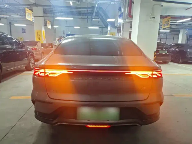 BYD Han — Фото автомобиля 5
