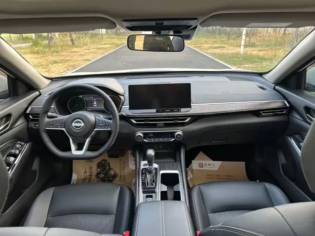 Nissan Teana — Фото автомобиля 9