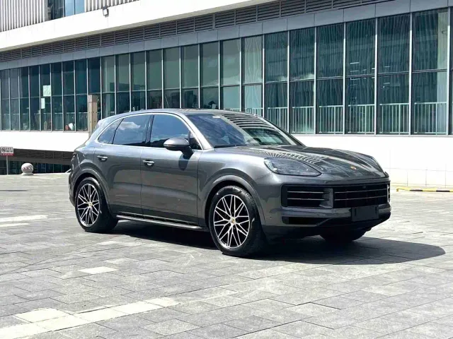 Porsche Cayenne — Фото автомобиля 3