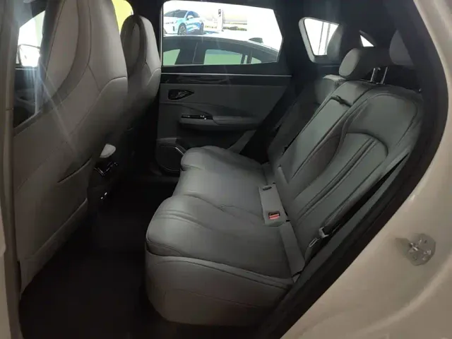 Geely Galaxy L7 — Фото автомобиля 16